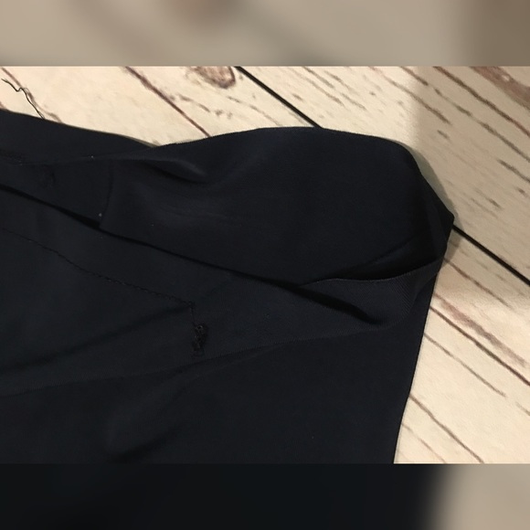 Maternity Shorts Size 8- Size L Sold Set of 2 - Picture 4 of 4